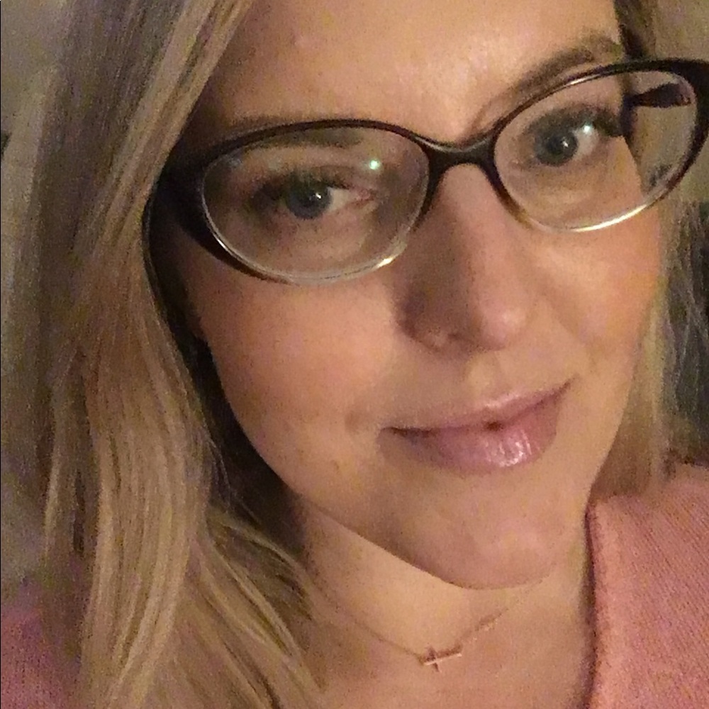 Meet your Posher, Rachel